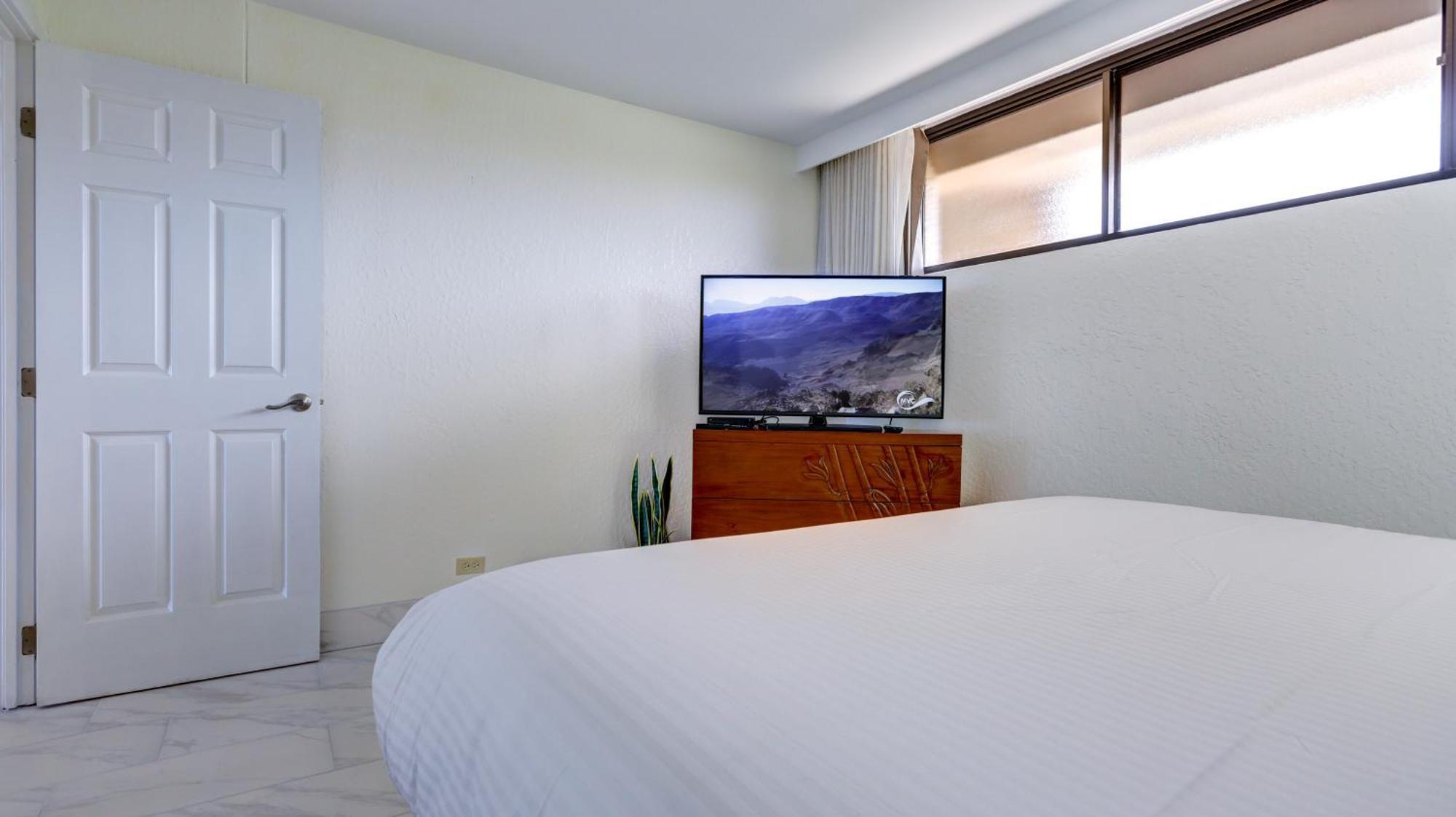 Maui Westside Presents: Kaanapali Shores 733 Stunning Ocean Views New Listing Lahaina Exterior foto